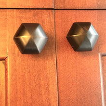 Load image into Gallery viewer, Oil Rubbed Bronze Cabinet Knobs - SHKM023-ORB-5